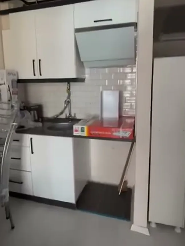 Ankastre ocak ve davlumbazlı mutfak dolabı